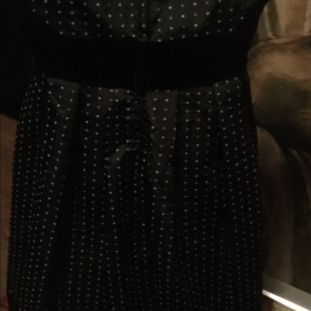 Dress - Picture 6 of 8
